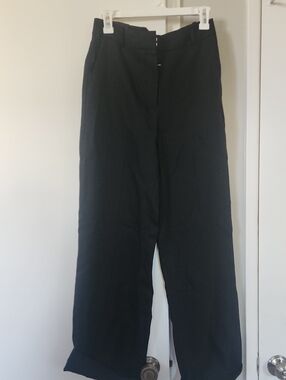 Aritzia Babaton Agency Pant Black size 4